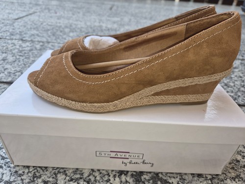 Damenschuh aus leder mit - aus,